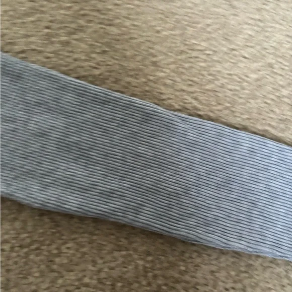 TNA cropped grey long sleeve - Picture 7 of 14